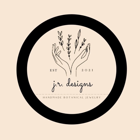 Handmade Botanical Plant Flower Necklace - Picture 2 of 4